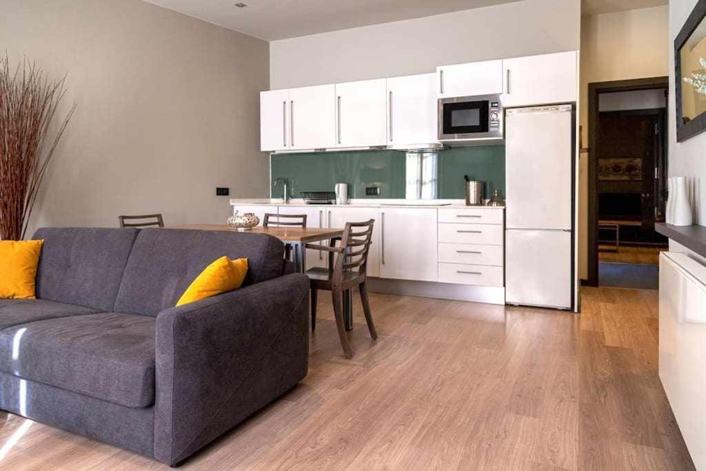 Inspired By Enjoyapartments * Barcellona